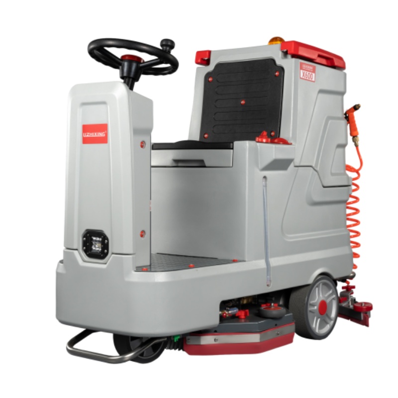 阜阳坦洁全自动驾驶式洗地机X600